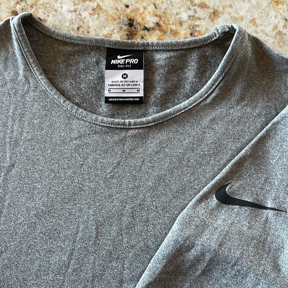 Nike Pro Fleece Lined Dri-fit Women’s Size  Medium Athletic Top